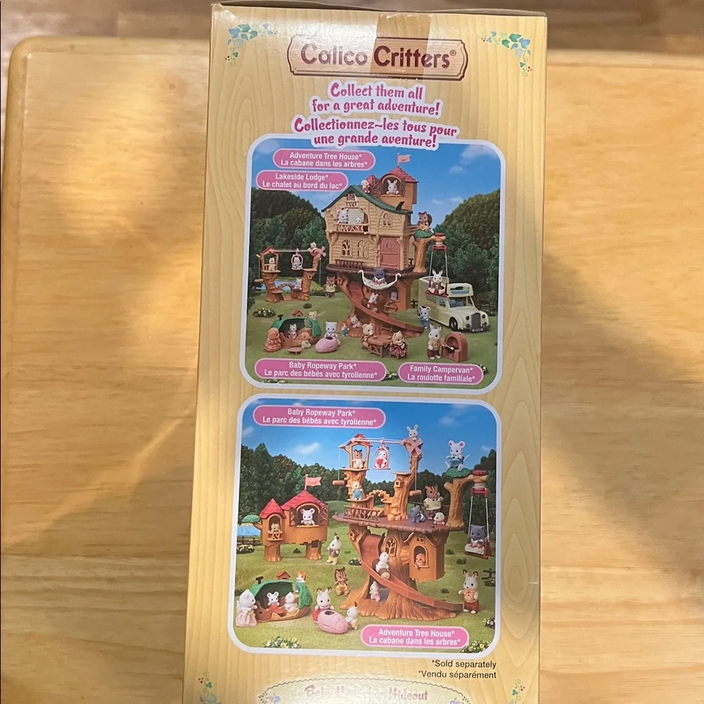 Calico Critters Hedgehog Habitat Playset - Green and Brown